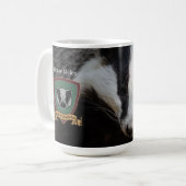 GOT Haus Meles Kreatur Tasse (Vorderseite Links)