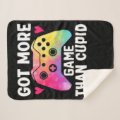 Got mehr Spiel als Cupid Valentine Video Game Sherpadecke (Vorderseite (Horizontal))