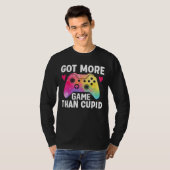Got mehr Spiel als Cupid Valentine Video Game T-Shirt (Vorne ganz)
