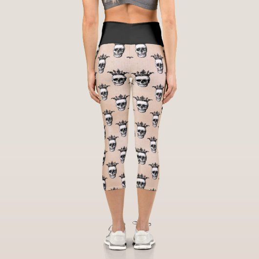 Goth Crown Skull Pattern Capri Leggings (Rückseite)
