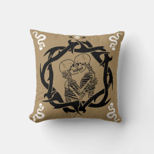 Goth Dark Romantic Lovers Gift Kissen