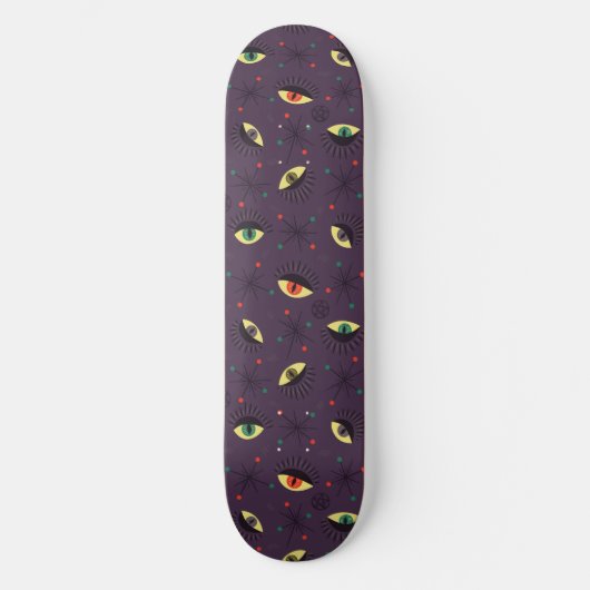 Goth Eyes Witchy Lila Pattern Occult Skateboard (Vorderseite)