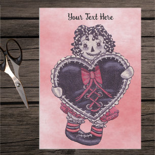 Goth grinsende Lumpenpuppe mit Garn-Haaren und sch Seidenpapier