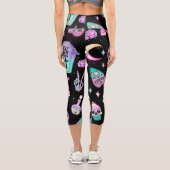 Goth Halloween Pastel Capri Leggings (Rückseite)