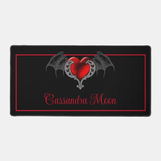 Goth Heart with Bat Wings Personalisiert Schreibtischunterlage (Vorderseite)