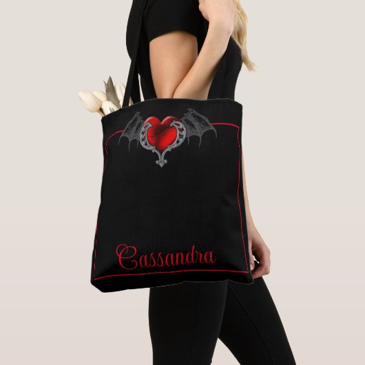 Goth Heart with Bat Wings Personalisiert Tasche (Von Nahem)