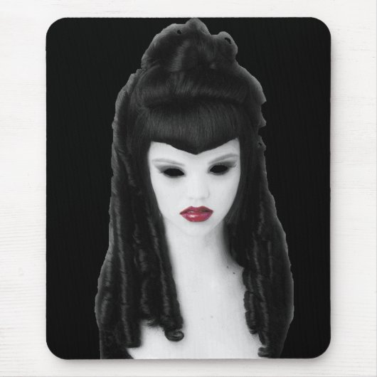 Goth Lady Mousepad (Vorne)