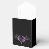 Goth Lila Heart with Bat Wings Geschenkschachtel (Geöffnet)