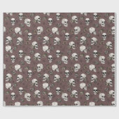 Goth Maroon Lila Skull und Blume Halloween Geschenkpapier (Flach)