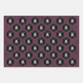Goth Maroon Lila Skulls und Stripes Halloween Geschenkpapier Set (Vorderseite)