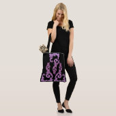 Goth Pink und Black Elegante Design Tasche (Am Model)