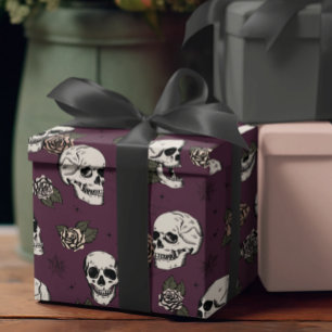 Goth Purple Schädel und Blumen Halloween Geschenkpapier