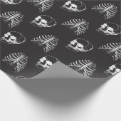 Goth Skelett auf schwarzem Packpapier (Ecke)
