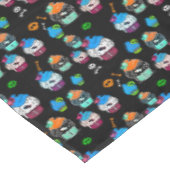 Goth Skull Cupcakes Kawaii Tischdecke (Schrägansicht)