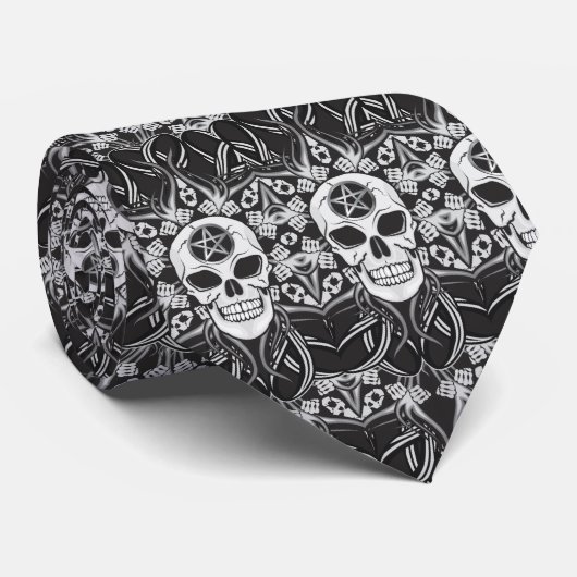 Goth Skull Krawatte (Gerollt)