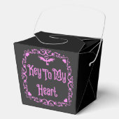 Goth Valentine Key To My Heart Pink Geschenkschachtel (Vorderseite)