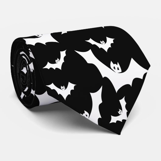 Goth Vampire Bats Krawatte (Gerollt)