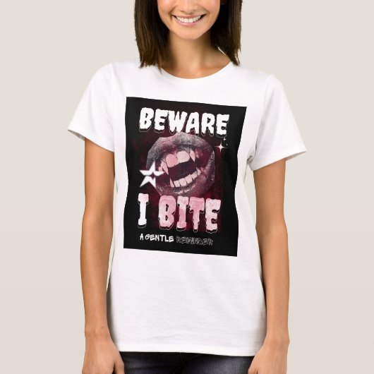 Goth Vampire T-Shirt BEWARE I BITE | Spooky Fangs  (Vorderseite)