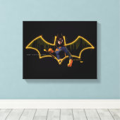 Gotham Knights Batgirl im Logo Leinwanddruck (Insitu (Holzboden))