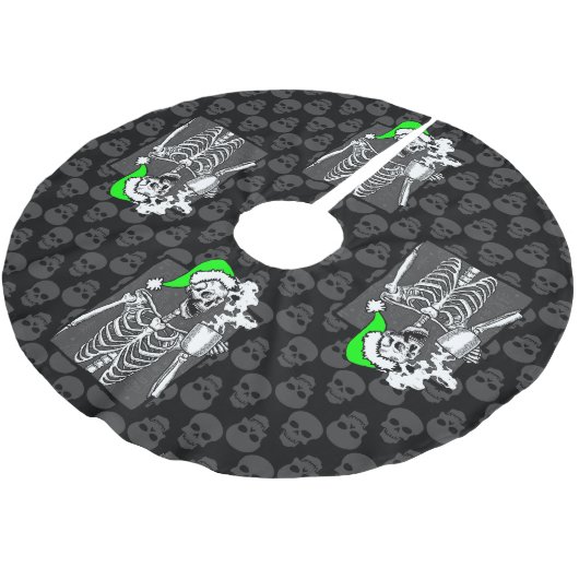 Gotheißskelett mit schwarzem Weihnachtskaffee Polyester Weihnachtsbaumdecke (Schrägansicht)