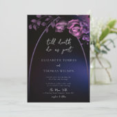 Gothic Arch Moody Lila Romantic Floral Wedding Einladung (Stehend Vorderseite)