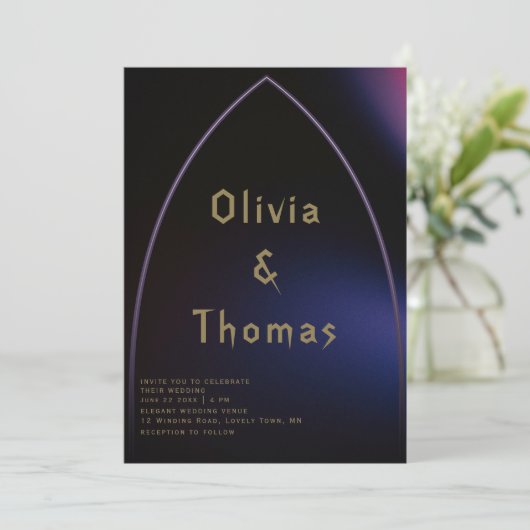 Gothic Arch Moody Modern Minimalist Script Wedding Einladung (Stehend Vorderseite)