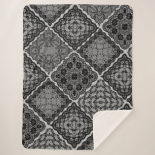 Gothic Black and Gray Imitate Lace Quilt Sherpadecke