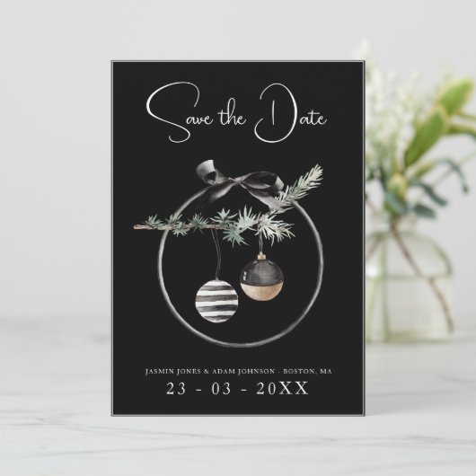 Gothic Black and White Christmas Baubles Save The Date (Stehend Vorderseite)