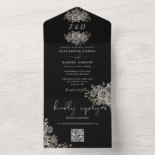 Gothic Black and White Monogram QR Code Wedding All In One Einladung (Innen Boden)
