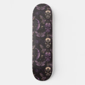 Gothic Black Lila Skulls Moths Moon Skateboard (Vorderseite)