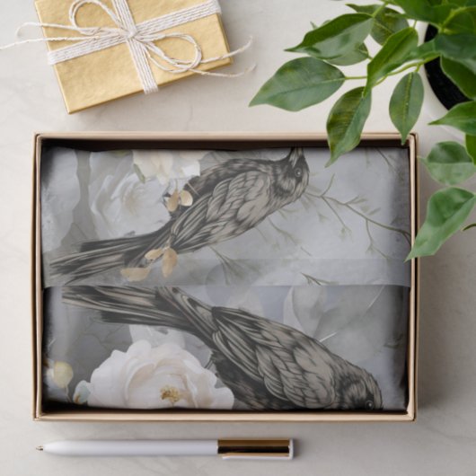 Gothic Black Ravens & White Flowers  Seidenpapier (Geschenk)