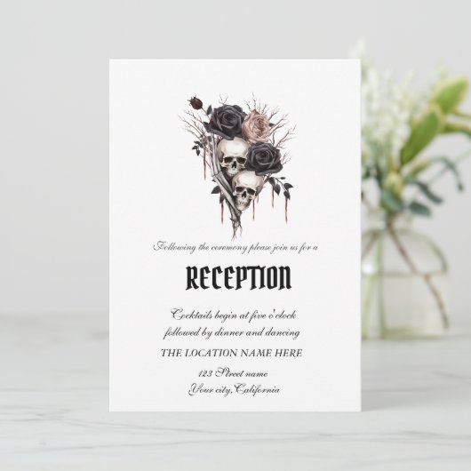 Gothic Black Rose Skulls Einladung (Stehend Vorderseite)