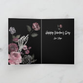 Gothic Black Skeleton Hand Rose Valentinstag Feiertagskarte (Innenseite)