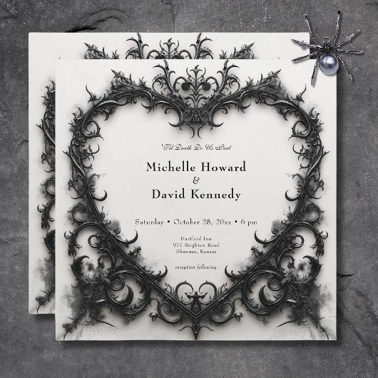Gothic Black & White Filigree Heart Wedding Einladung