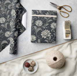 Gothic-Blumenmuster Geschenkpapier