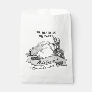 Gothic Bridge oder Die Til Death Bachelorette Week Geschenktütchen
