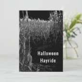 Gothic Cornfield Halloween Hayride Party Einladung (Stehend Vorderseite)