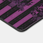 Gothic Damask Purple & Black Striped Desk Mat  Schreibtischunterlage (Ecke)