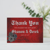 Gothic Deep Red Black Rose Hochzeit Dankeskarte (Stehend Vorderseite)