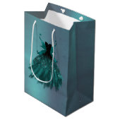 Gothic Fairy Aquamarin Gown | Deep Midnight Green  Mittlere Geschenktüte (Vorderseite Schrägansicht)