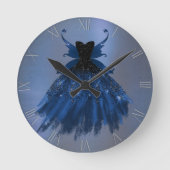 Gothic Fairy Navy Gown | Deep Cobalt Blue Sheen Runde Wanduhr (Vorderseite)