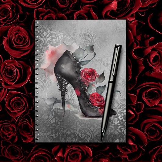 Gothic Fashion Spiked Stiletto und Rote Rose Splas Notizblock