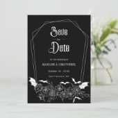 Gothic Floral Black Wedding Save the Date Einladung (Stehend Vorderseite)