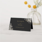 Gothic Floral Rose Schwarz und Gold Hochzeit gekla Platzkarte (Rückseite)