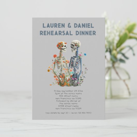 Gothic Floral Skeletts Hochzeitessen Probe Einladung (Stehend Vorderseite)