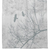 Gothic Flying Crows Trees Dusty Gray Green White Duschvorhang (Vorderseite)