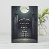 Gothic Full Moon Bat Save the Date (Stehend Vorderseite)