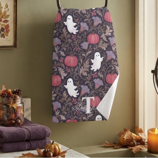 Gothic-Geister-Herbst-Monogramm Handtuch