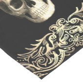 Gothic Glam Skull Lila Rose Mittelgroßer Tischläufer (Ecke)