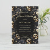 Gothic Gold Floral Skulls Moody Brautparty Einladung (Stehend Vorderseite)